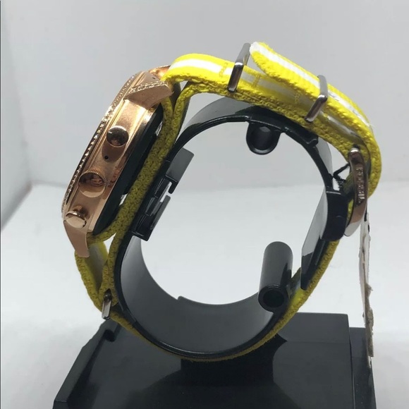 Gold Fossil Watch Series 4 Like new! main image 4